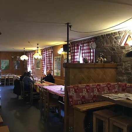 Hotel Ristorante Dosso Alto