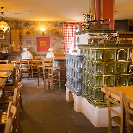 Hotel Ristorante Dosso Alto